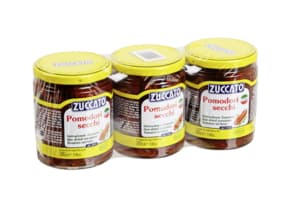 Sun-dried tomatoes in oil