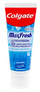 Colgate Zahnpasta MaxFresh Cooling Crystals 3x75ml