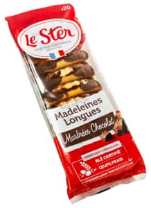 Long chocolate madeleines