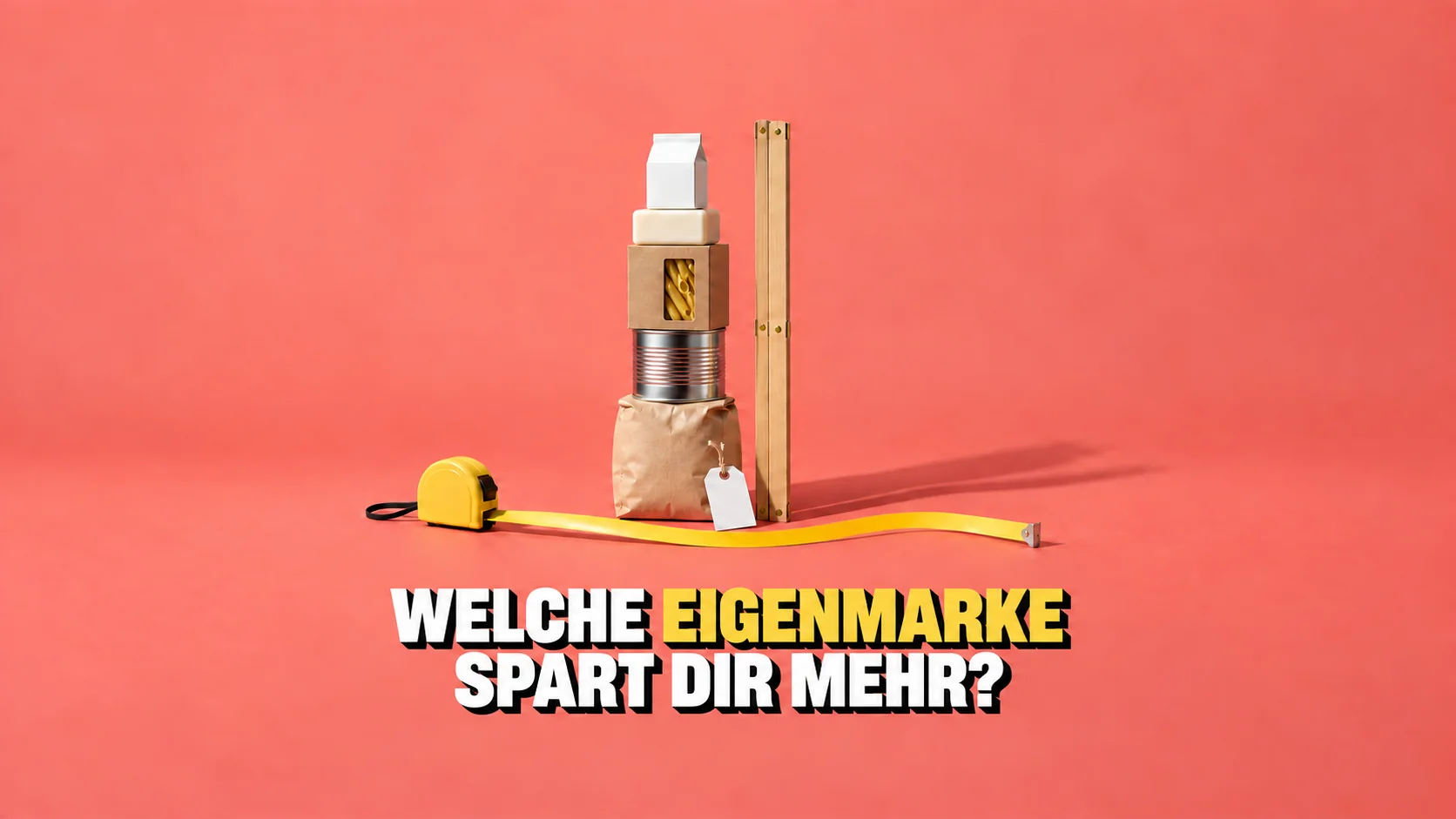 Turm aus unbeschrifteten Produkten neben einem grossen Gliedermassstab ohne Zahlen, auf Korallengrund