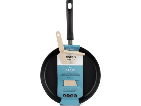 Crêpe pan with accessories